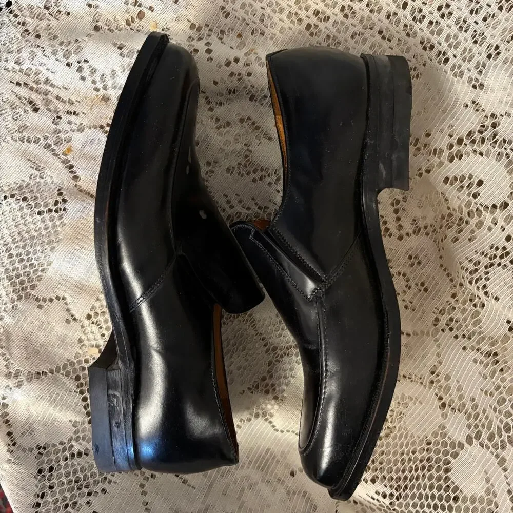 Hitchcock Men's US 10.5 E Black Leather Kent Dual Gore Loafers Shoes
